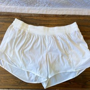 NWOT-Hotty Hot LR Short 4” Lined - Lululemon shorts